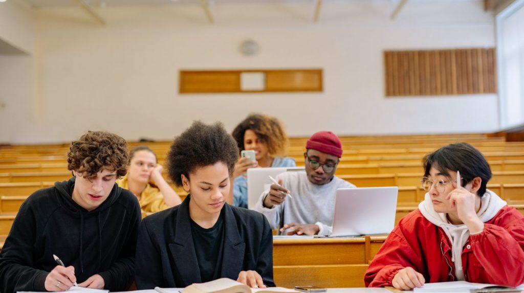 The best AI tools for students